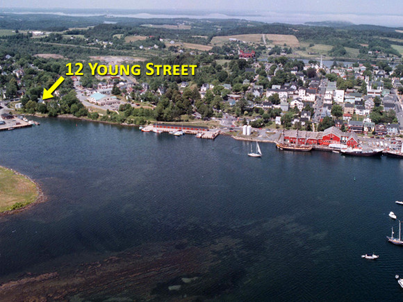 Nova Scotia Real Estate - Classic Lunenburg Bump