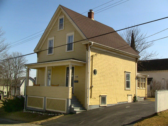 Nova Scotia Real Estate - Old-Town Lunenburg