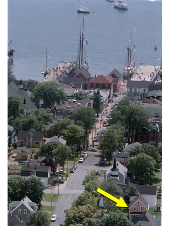 Nova Scotia Real Estate - Old-Town Lunenburg